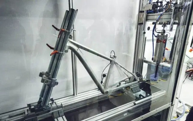 1733815918534128.jpg 鋁合金自行車(chē)-3.jpg